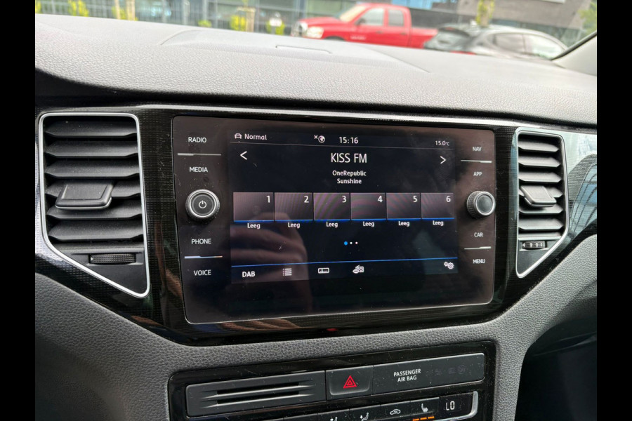 Volkswagen Golf Sportsvan 1.5 TSI ACT Highline Edition NIEUWE APK GARANTIE 150PK