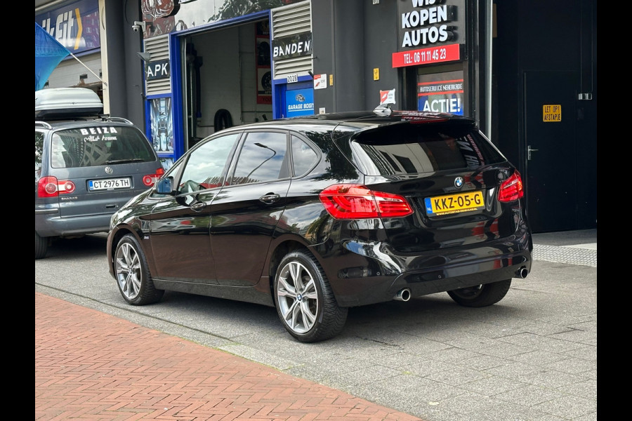 BMW 2 Serie Active Tourer 220i High Executive Aut Navi Clima PDC Stoelverwarming