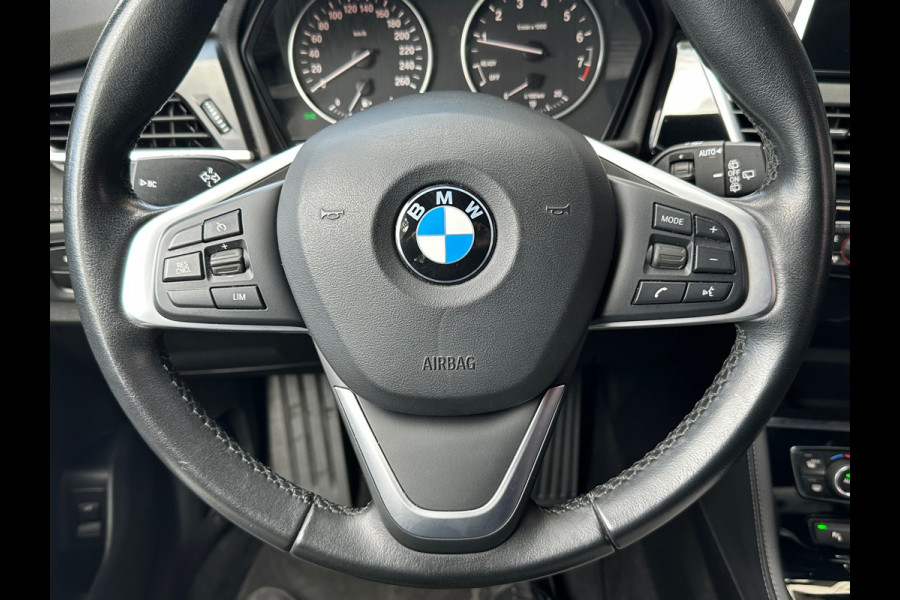 BMW 2 Serie Active Tourer 220i High Executive Aut Navi Clima PDC Stoelverwarming