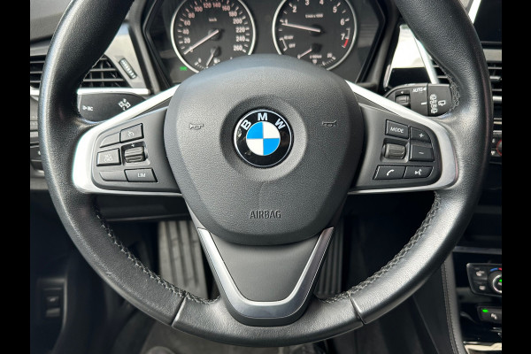 BMW 2 Serie Active Tourer 220i High Executive Aut Navi Clima PDC Stoelverwarming