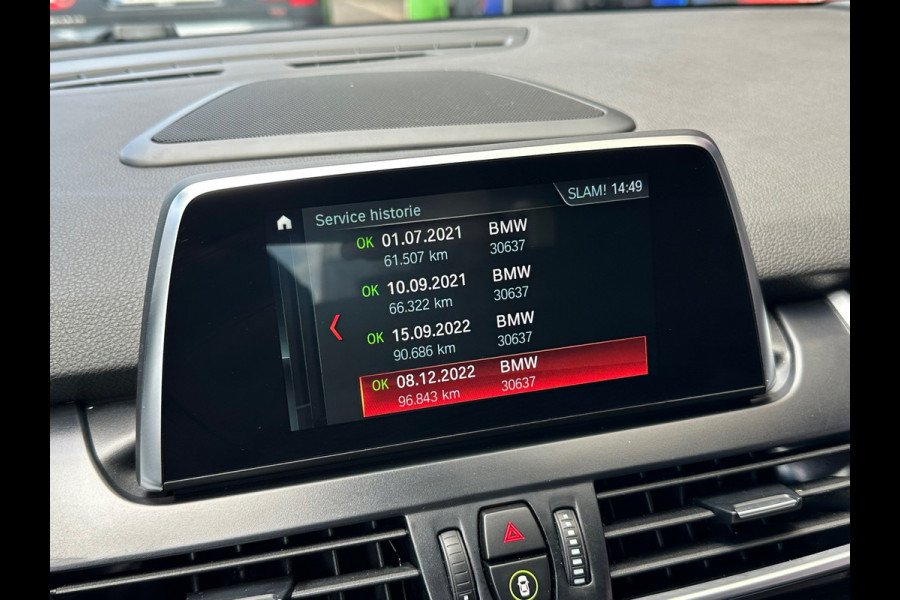 BMW 2 Serie Active Tourer 220i High Executive Aut Navi Clima PDC Stoelverwarming