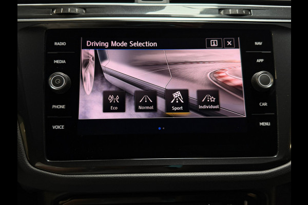 Volkswagen Tiguan 1.5 TSI ACT Highline R-LINE |PANO|KEYLESS|DEALER ONDERHOUDEN|NAP|19 INCH|CAMERA|