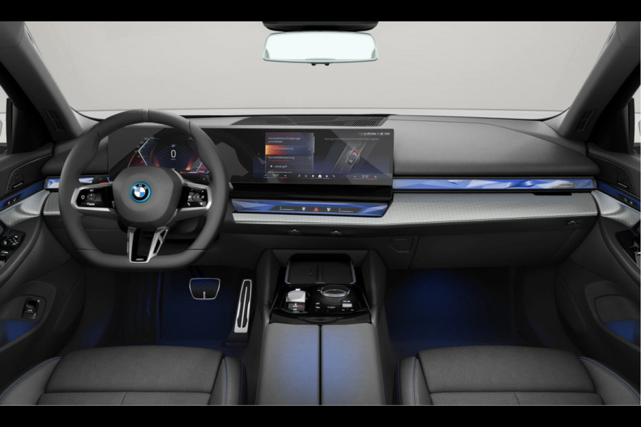 BMW 5 Serie Touring 530e M-Sport Pro - Pano - Trekhaak - ACC - Head-up - Harman Kardon