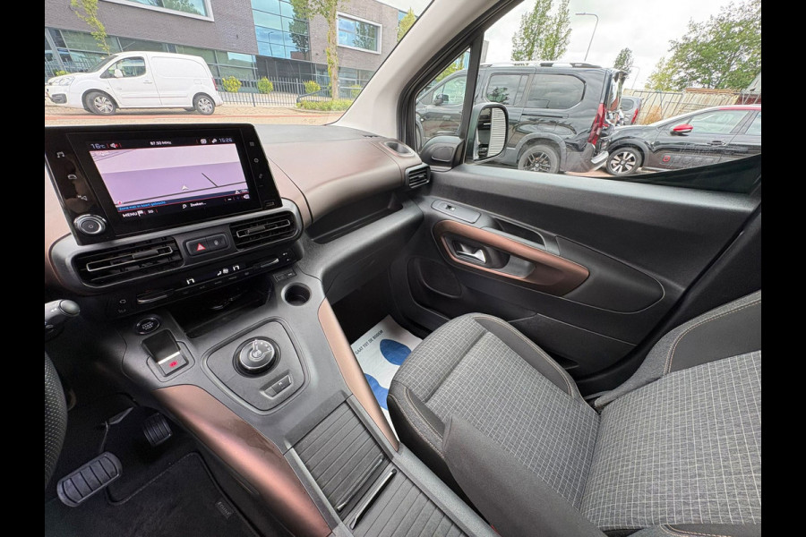Peugeot Rifter Long GT-line 7-PERSOON,CAMERA,AUTOMAAT,TREKHAAK,APK,GARANTIE,131PK