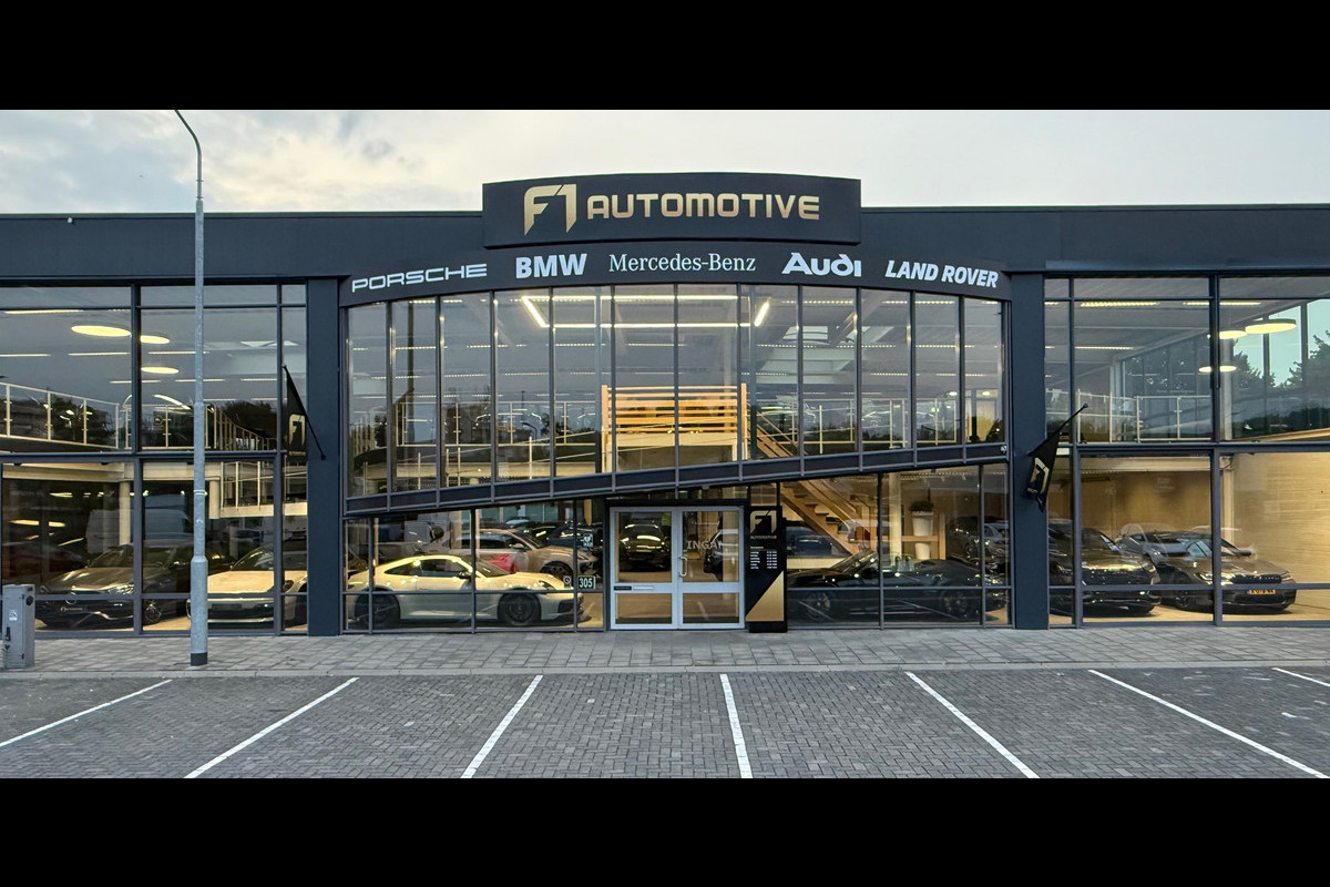 Volkswagen Golf 2.0 TSI 4M R Performance Pano|Akrapovic|Memory
