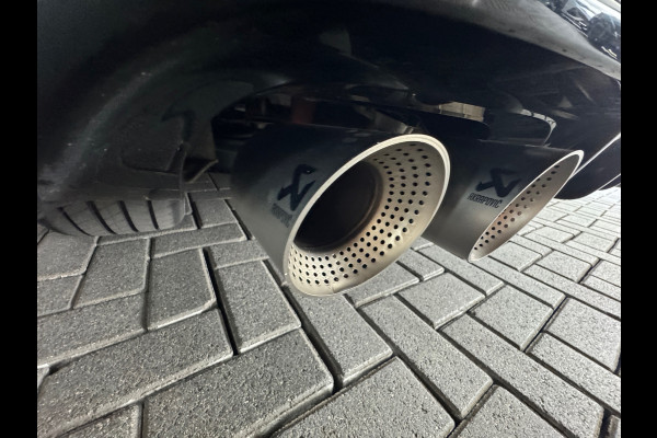 Volkswagen Golf 2.0 TSI 4M R Performance Pano|Akrapovic|Memory