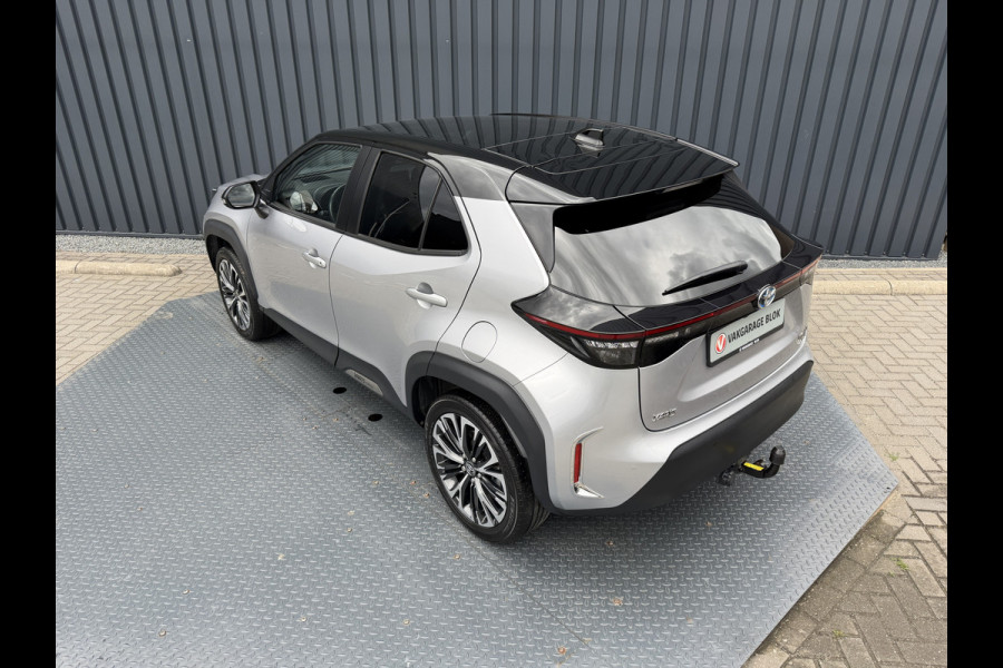 Toyota Yaris Cross 1.5 Hybrid Executive / Bi tone AWD | Afnm. Trekhaak | Pano dak | JBL | 10jr GARANTIE | Rijklaar!!!