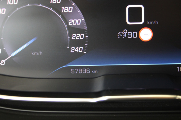 Peugeot 5008 1.2 PureTech Allure |Camera|Navi|