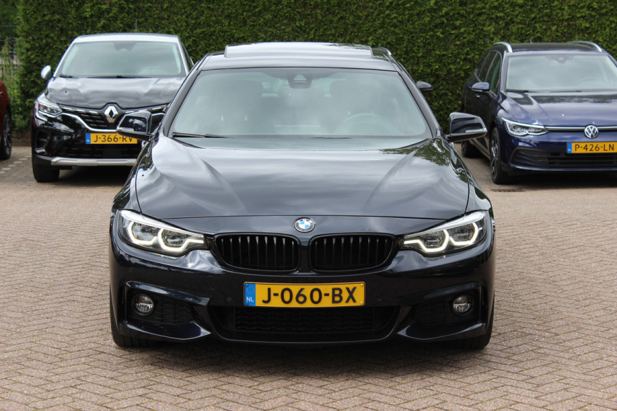 BMW 4 Serie Gran Coupé 430i High Exe. M Sport / Schuifdak / Camera / Head-up / Harman Kardon / 19'' / Leder / Navigatie / Dodehoek / DAB / Stoelverwarming / Cruise Control