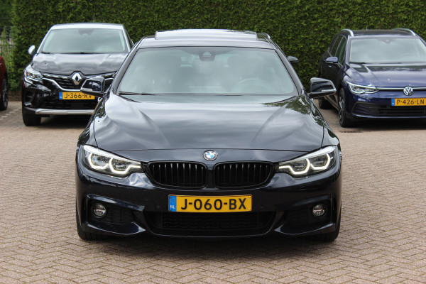 BMW 4 Serie Gran Coupé 430i High Exe. M Sport / Schuifdak / Camera / Head-up / Harman Kardon / 19'' / Leder / Navigatie / Dodehoek / DAB / Stoelverwarming / Cruise Control