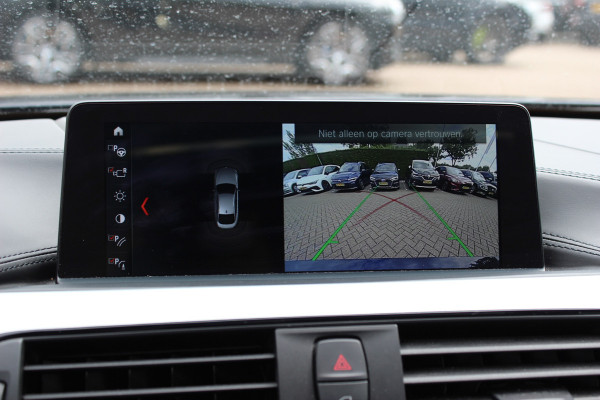 BMW 4 Serie Gran Coupé 430i High Exe. M Sport / Schuifdak / Camera / Head-up / Harman Kardon / 19'' / Leder / Navigatie / Dodehoek / DAB / Stoelverwarming / Cruise Control