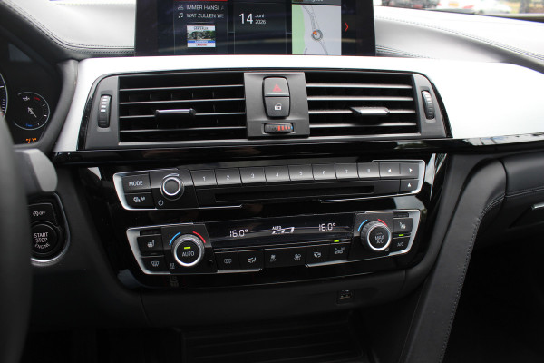 BMW 4 Serie Gran Coupé 430i High Exe. M Sport / Schuifdak / Camera / Head-up / Harman Kardon / 19'' / Leder / Navigatie / Dodehoek / DAB / Stoelverwarming / Cruise Control