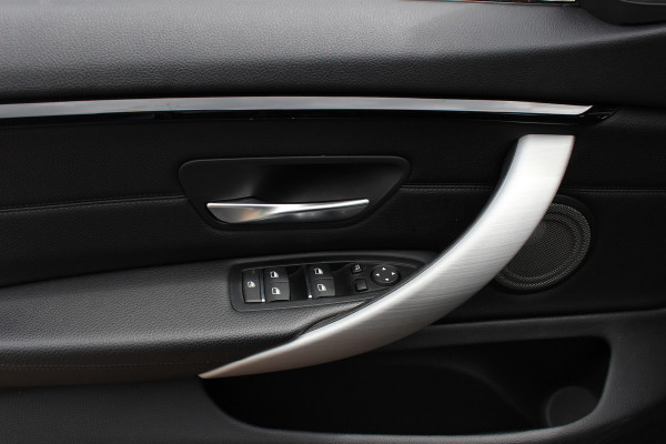 BMW 4 Serie Gran Coupé 430i High Exe. M Sport / Schuifdak / Camera / Head-up / Harman Kardon / 19'' / Leder / Navigatie / Dodehoek / DAB / Stoelverwarming / Cruise Control