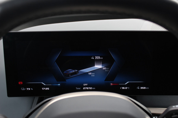 BMW iX M60 High Executive 112 kWh 27.972 km! / SOh 96,8% / Trekhaak / Panoramadak / 360Camera / Head-up / Bowers&Wilkens / Softclose / 22'' / Luchtvering / Laser LED / CarPlay / Volleder / Stoel+Stuurverwarming / Dodehoek / DAB / ACC