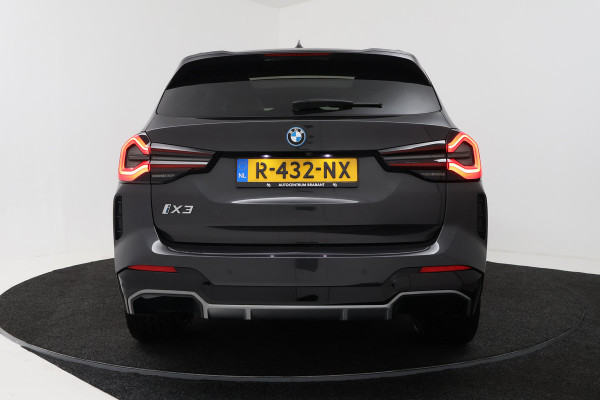 BMW iX3 High Executive 80 kWh (PANORAMADAK, STOEL/STUUR VERWARMING, H/K AUDIO, CAMERA, ELEKTR STOELEN, HUD, CRUISE ADAPTIEF)