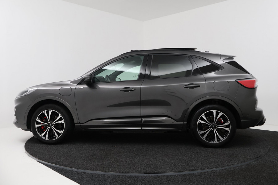Ford Kuga 2.5 PHEV ST-Line X (PANORAMADAK, STOEL/STUUR VERWARMING, CRUISE ADAPTIEF, ELEKTR STOELEN, CAMERA, PARKEERSENSOREN)
