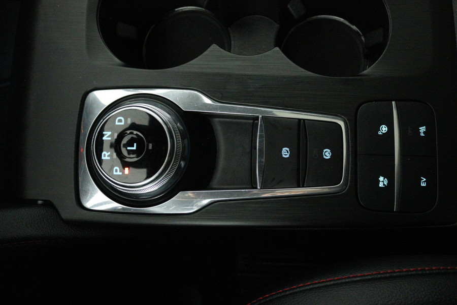 Ford Kuga 2.5 PHEV ST-Line X (PANORAMADAK, STOEL/STUUR VERWARMING, CRUISE ADAPTIEF, ELEKTR STOELEN, CAMERA, PARKEERSENSOREN)