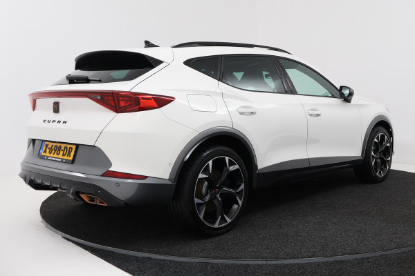 CUPRA Formentor 1.4 e-Hybrid VZ Copper Edition (PANORAMADAK, STOEL/STUUR VERWARMING, CAMERA, ELEKTR STOELEN, SENSOREN)