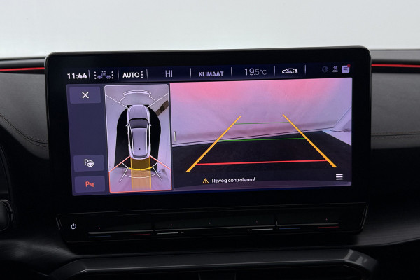 CUPRA Formentor 1.4 e-Hybrid VZ Copper Edition (PANORAMADAK, STOEL/STUUR VERWARMING, CAMERA, ELEKTR STOELEN, SENSOREN)