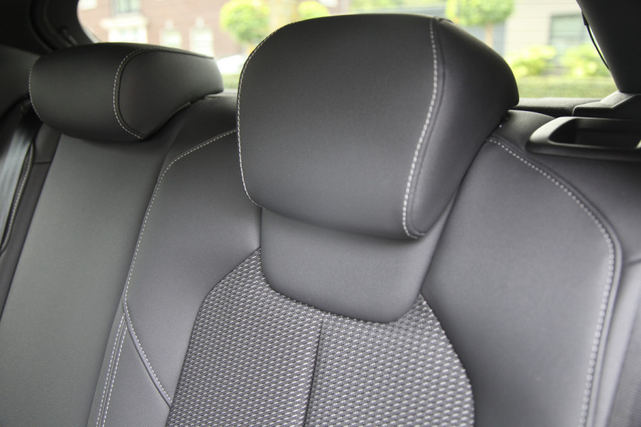 Audi A1 Sportback 35 TFSI S edition|Sonos|Keyles|