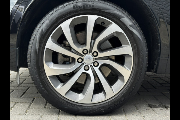 Land Rover Discovery Sport P300e 1.5 SE Facelift | Trekh | Pano | Meridian | Memory | 12/23