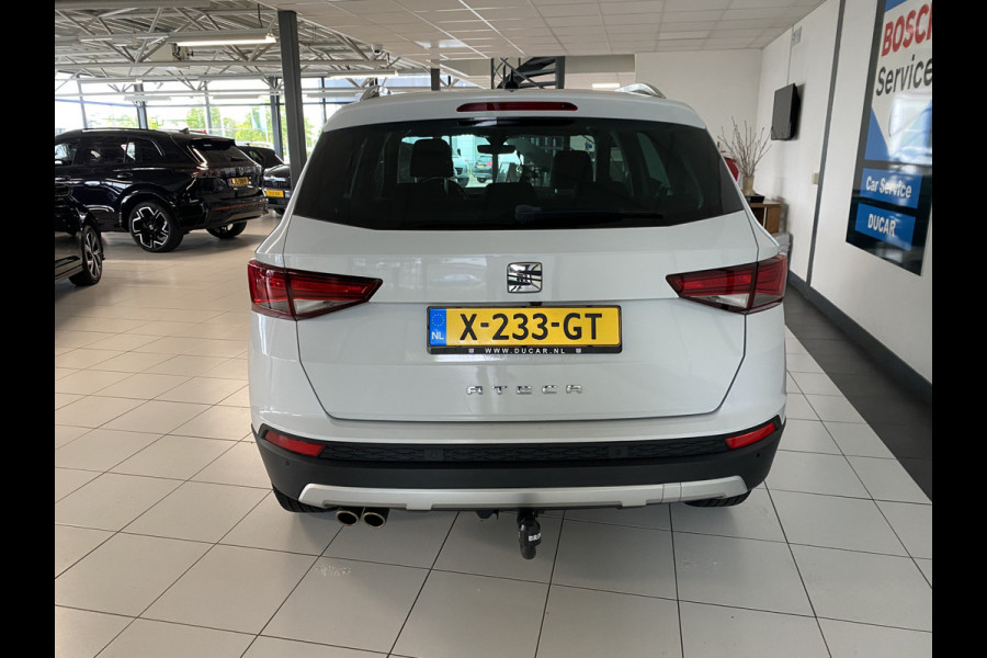 Seat Ateca 1.5 TSI Xcellence Business Intense Panoramadak /Trekhaak / Carplay /Stoelverwarming