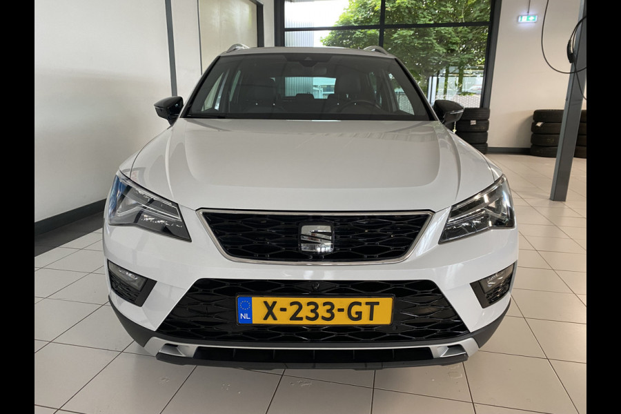 Seat Ateca 1.5 TSI Xcellence Business Intense Panoramadak /Trekhaak / Carplay /Stoelverwarming