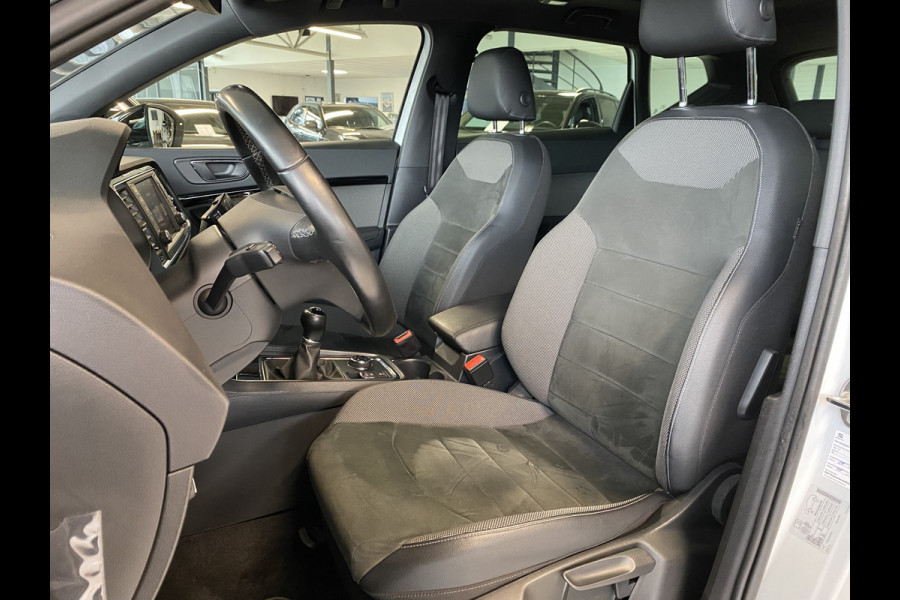 Seat Ateca 1.5 TSI Xcellence Business Intense Panoramadak /Trekhaak / Carplay /Stoelverwarming