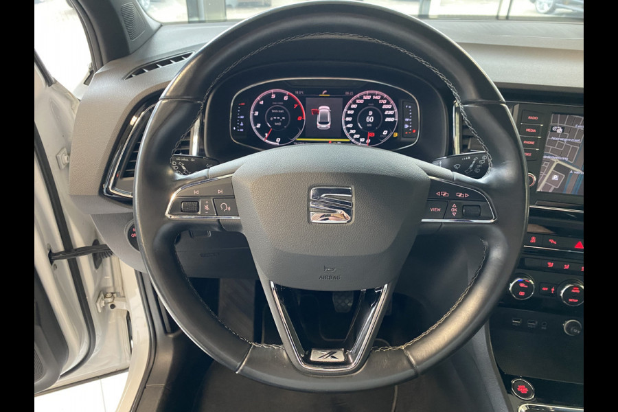 Seat Ateca 1.5 TSI Xcellence Business Intense Panoramadak /Trekhaak / Carplay /Stoelverwarming