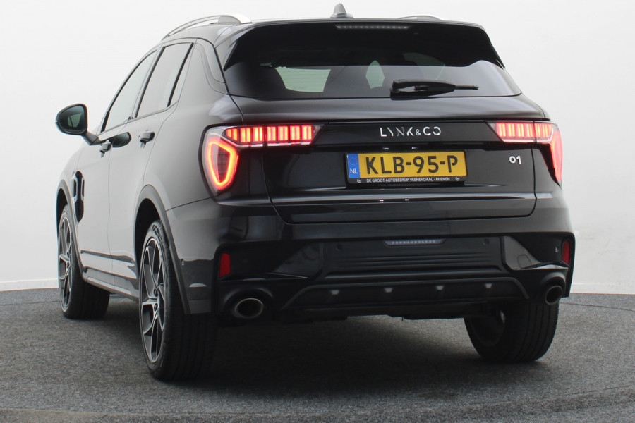 Lynk & Co 01 1.5 Plug-in Hybrid Camera, Panoramadak, ACC, Infinity Sound, Apple Carplay, DAB, LED, 20''