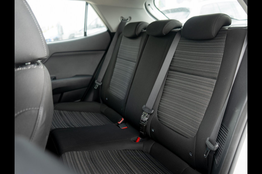 Kia Stonic 1.0 T-GDi MHEV DynamicLine | Navigiatie | Achteruitrijcamera |