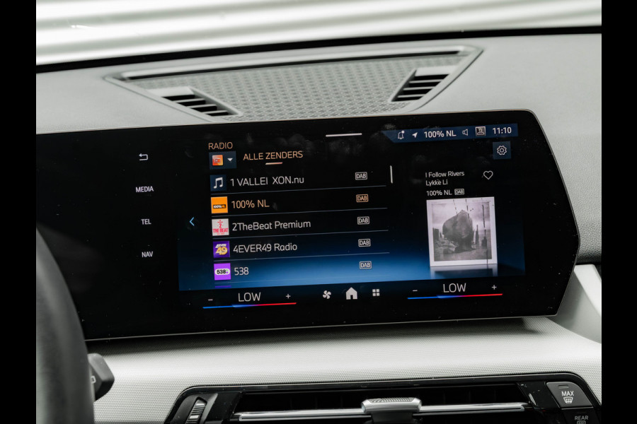 BMW iX1 eDrive20 - 67kWh - Memoryzetel - Massage - Harman Kardon - Camera
