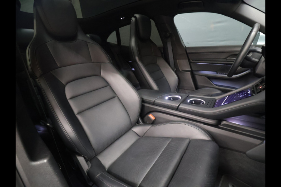 Porsche Taycan Cross Turismo 4 93 kWh [LUCHTVERING, ADAPTIVE CRUISE, MEMORY SEATS, APPLE CARPLAY, ANDROID, CAMERA, PDC V+A, STOELVERWARMING, DIGITAL DASH, MULTIFUNCTIONEEL STUURWIEL, ELEKTRISCHE ACHTERKLEP, NAVIGATIE, NIEUWSTAAT]