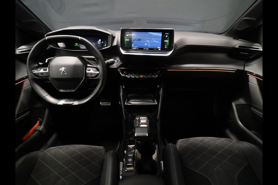 Peugeot 208 1.2 GT Pack [PANORAMADAK, CAMERA, APPLE CARPLAY, TREKHAAK, ANDROID, PDC, STOELVERWARMING, CRUISE, LANE ASSIST, MULTI FUNCTIONEEL STUURWIEL, LED, AUTOMAAT, NAVIGATIE, NIEUWSTAAT]