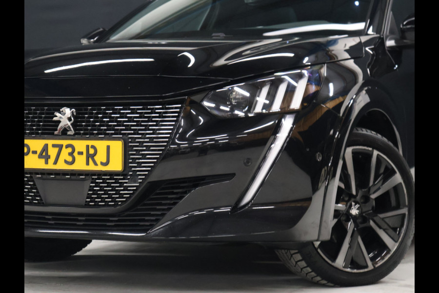 Peugeot 208 1.2 GT Pack [PANORAMADAK, CAMERA, APPLE CARPLAY, TREKHAAK, ANDROID, PDC, STOELVERWARMING, CRUISE, LANE ASSIST, MULTI FUNCTIONEEL STUURWIEL, LED, AUTOMAAT, NAVIGATIE, NIEUWSTAAT]