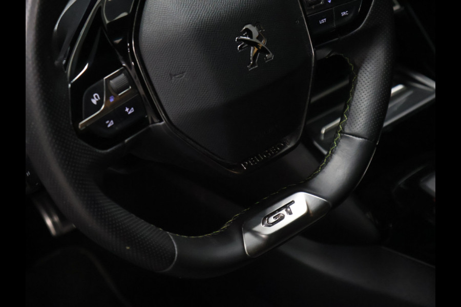 Peugeot 208 1.2 GT Pack [PANORAMADAK, CAMERA, APPLE CARPLAY, TREKHAAK, ANDROID, PDC, STOELVERWARMING, CRUISE, LANE ASSIST, MULTI FUNCTIONEEL STUURWIEL, LED, AUTOMAAT, NAVIGATIE, NIEUWSTAAT]