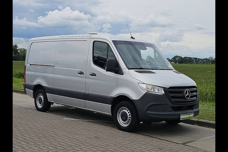Mercedes-Benz Sprinter 315 1.9 CDI L2H1 RWD L2H1 RWD Mbux Airco Euro6 Trekhaak Camera 1e Eigenaar