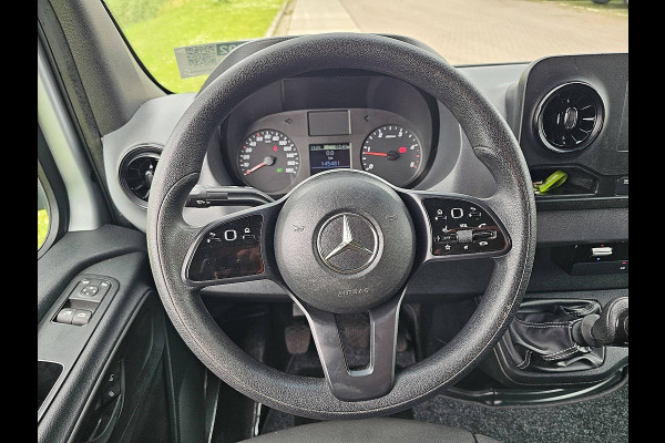 Mercedes-Benz Sprinter 315 1.9 CDI L2H1 RWD L2H1 RWD Mbux Airco Euro6 Trekhaak Camera 1e Eigenaar