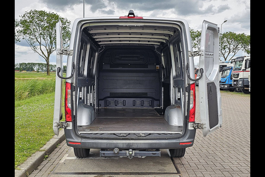 Mercedes-Benz Sprinter 315 1.9 CDI L2H1 RWD L2H1 RWD Mbux Airco Euro6 Trekhaak Camera 1e Eigenaar