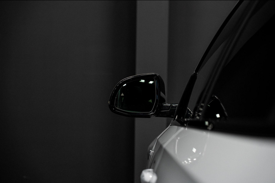 BMW X6 xDrive30d *M-Sport Pro / Soft-Close / Harman Kardon / Panoramadak Sky Lounge / Stoelventillatie*