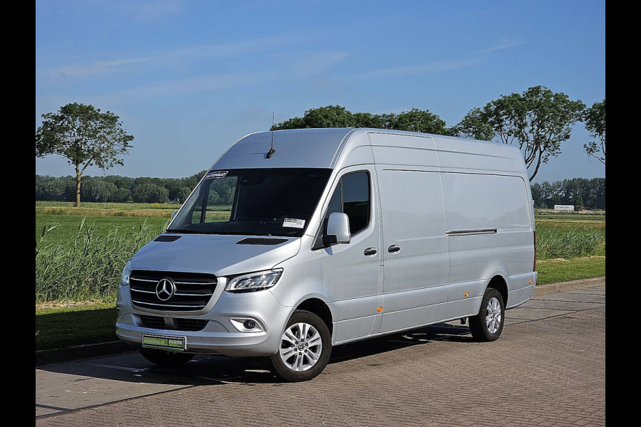 Mercedes-Benz Sprinter 319 L3H2 Maxi LED 2x Schuif 3.5t-Trekhaak Mbux10 Distronic AAC 360 Camera Navi LM Velgen 190 PK