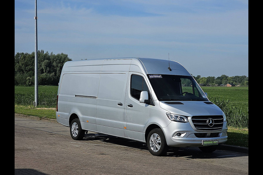 Mercedes-Benz Sprinter 319 L3H2 Maxi LED 2x Schuif 3.5t-Trekhaak Mbux10 Distronic AAC 360 Camera Navi LM Velgen 190 PK