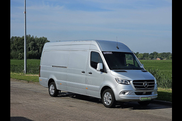 Mercedes-Benz Sprinter 319 L3H2 Maxi LED 2x Schuif 3.5t-Trekhaak Mbux10 Distronic AAC 360 Camera Navi LM Velgen 190 PK