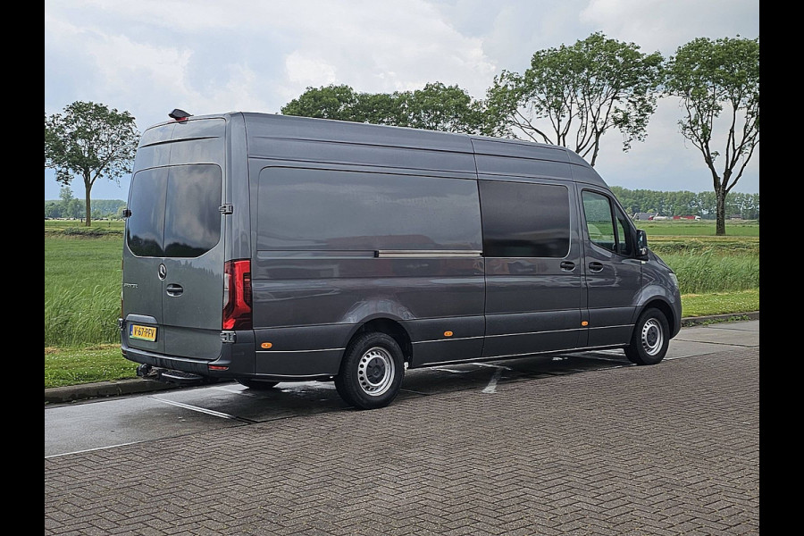 Mercedes-Benz Sprinter 319 3.0 CDI L3H2 L3H2 Maxi LED V6 Automaat 3.5t-Trekhaak Mbux10 Navi Airco Cruise Control Camera Euro6 190 PK