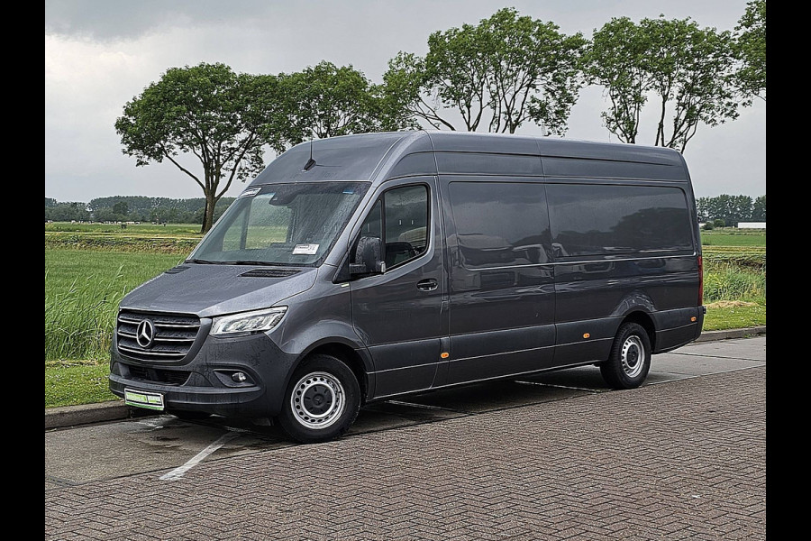 Mercedes-Benz Sprinter 319 3.0 CDI L3H2 L3H2 Maxi LED V6 Automaat 3.5t-Trekhaak Mbux10 Navi Airco Cruise Control Camera Euro6 190 PK