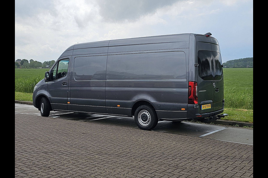 Mercedes-Benz Sprinter 319 3.0 CDI L3H2 L3H2 Maxi LED V6 Automaat 3.5t-Trekhaak Mbux10 Navi Airco Cruise Control Camera Euro6 190 PK