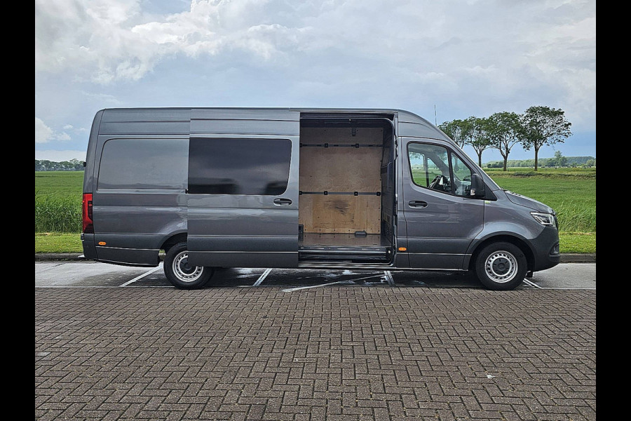 Mercedes-Benz Sprinter 319 3.0 CDI L3H2 L3H2 Maxi LED V6 Automaat 3.5t-Trekhaak Mbux10 Navi Airco Cruise Control Camera Euro6 190 PK