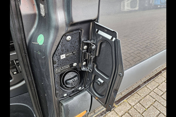 Mercedes-Benz Sprinter 319 3.0 CDI L3H2 L3H2 Maxi LED V6 Automaat 3.5t-Trekhaak Mbux10 Navi Airco Cruise Control Camera Euro6 190 PK