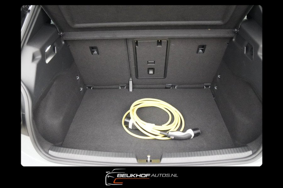 Volkswagen ID.3 First Plus 58 kWh Adaptive Cruise Cam Soh93%