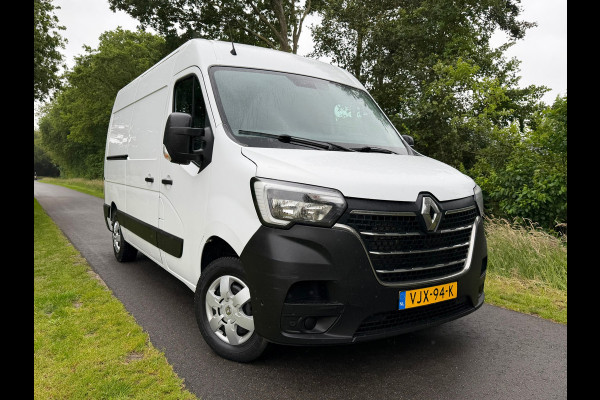 Renault Master T33 2.3 dCi 135 L2H2 Work Edition |'' 104.000 KM '' + Achteruitrijcamera Nu € 13.999,- EX BTW